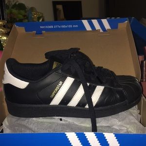Adidas SUPERSTAR